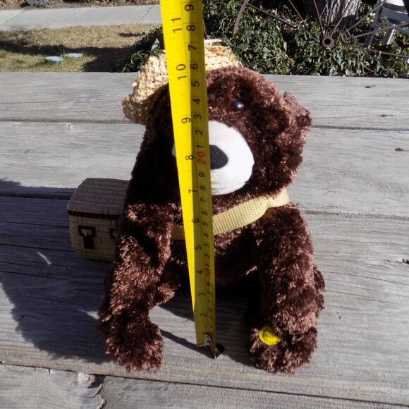 GEMMY INDUSTRIES FISHERMAN WORN HAT Fish Basket plush animal stuffed animal READ - Picture 2 of 10